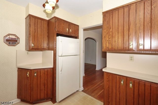 130 Warrenville Rd, Green Brook Twp., NJ 08812