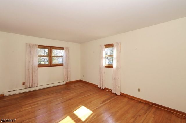 130 Warrenville Rd, Green Brook Twp., NJ 08812