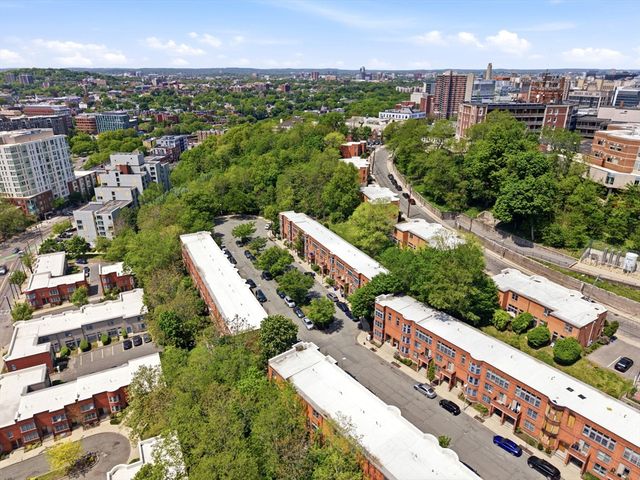 35 Ellingwood 35, Boston, MA 02120