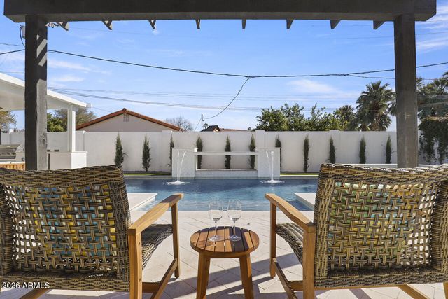 3031 N 52ND Street, Phoenix, AZ 85018