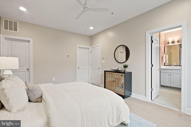 2840 RED STAR LN, Alexandria, VA 22303