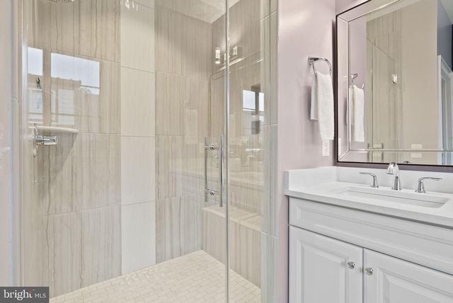2840 RED STAR LN, Alexandria, VA 22303