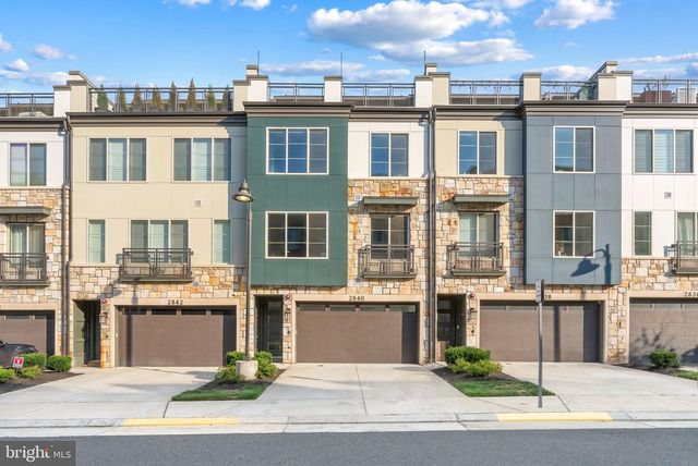 2840 RED STAR LN, Alexandria, VA 22303