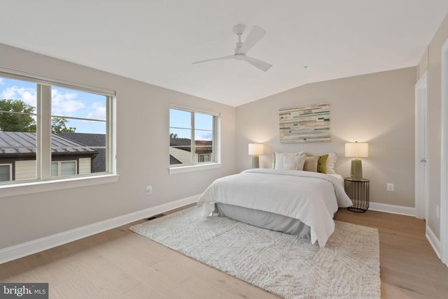 2840 RED STAR LN, Alexandria, VA 22303