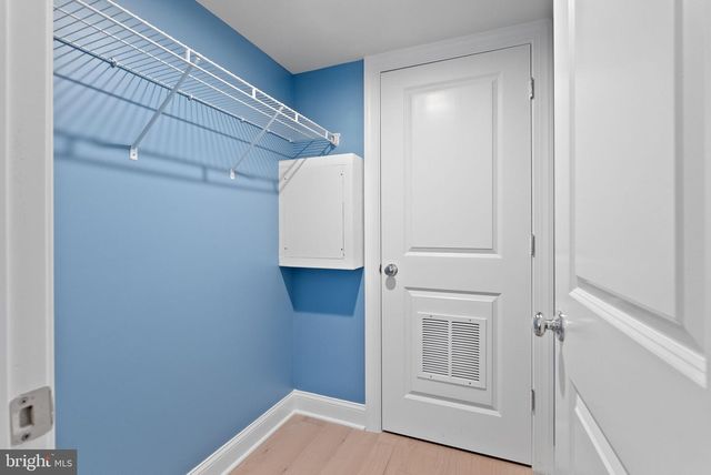 2840 RED STAR LN, Alexandria, VA 22303