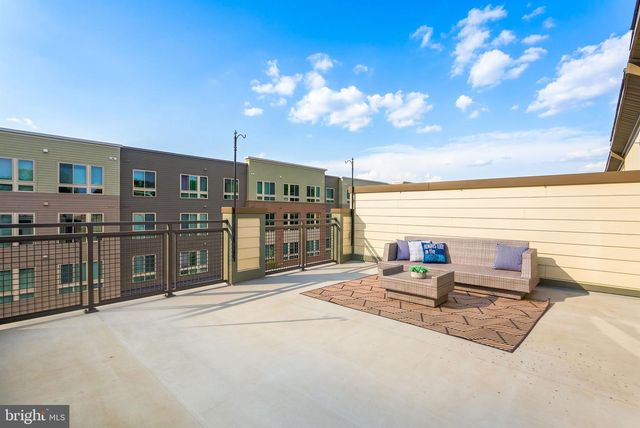 2840 RED STAR LN, Alexandria, VA 22303