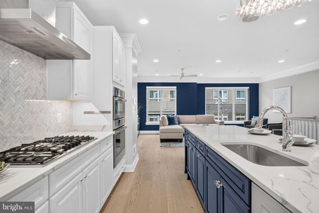 2840 RED STAR LN, Alexandria, VA 22303