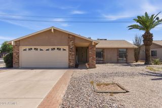 721 E BRENTRUP Drive, Tempe, AZ 85283
