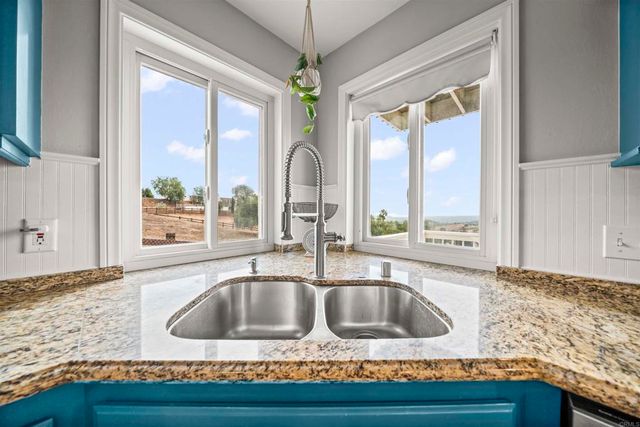 31959 Via Ararat Drive, Bonsall, CA 92003