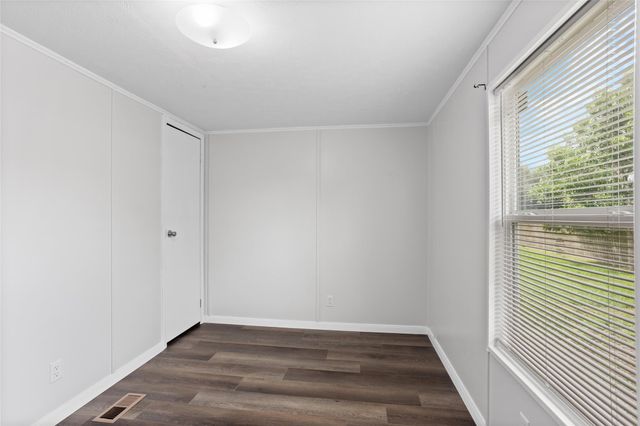 6304 Sexto Street, Brazoria, TX 77422