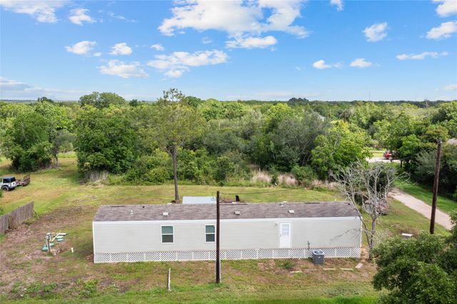 6304 Sexto Street, Brazoria, TX 77422
