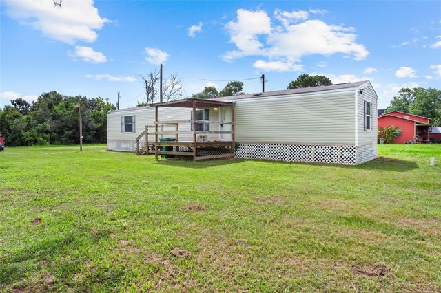 6304 Sexto Street, Brazoria, TX 77422