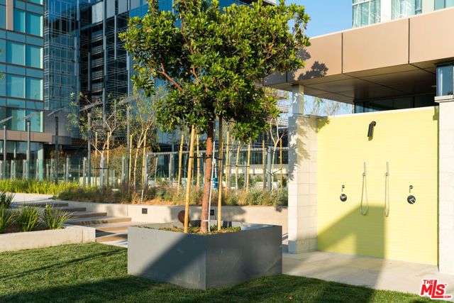 889 Francisco Street 1501, Los Angeles, CA 90017