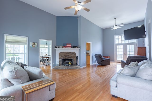 1583 Sullivan Mill Road, Senoia, GA 30276