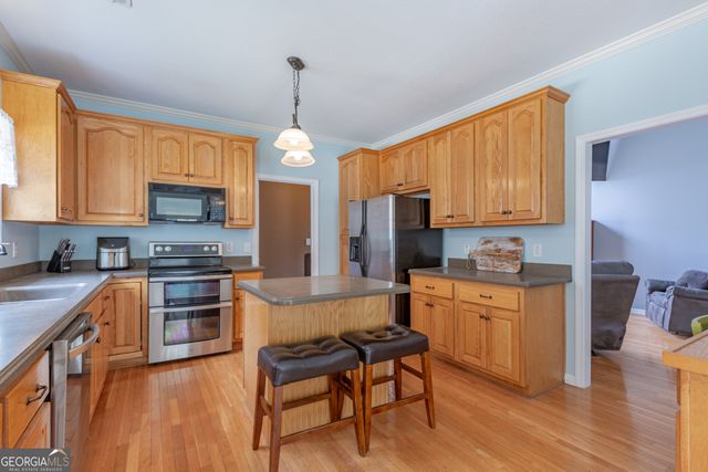 1583 Sullivan Mill Road, Senoia, GA 30276