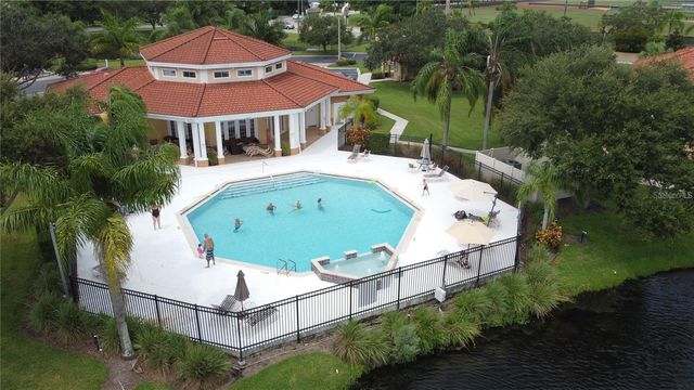 1040 VILLAGIO CIRCLE 201, Sarasota, FL 34237