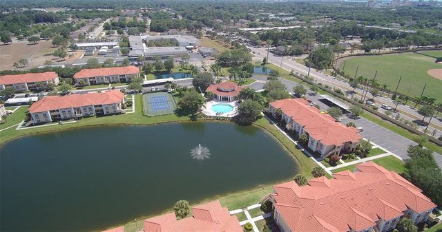 1040 VILLAGIO CIRCLE 201, Sarasota, FL 34237