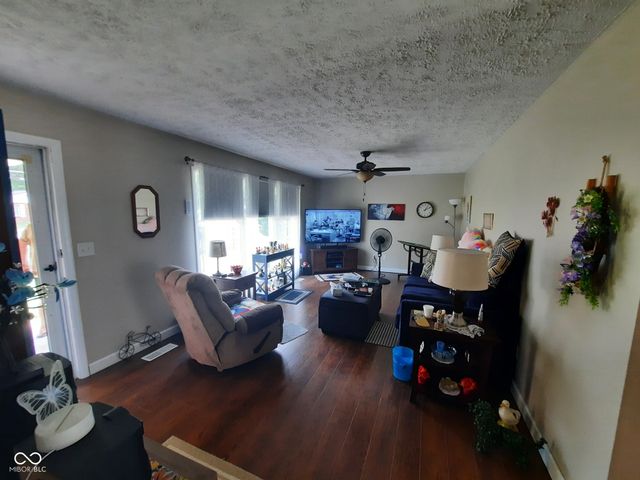 208 South Street, North Vernon, IN 47265