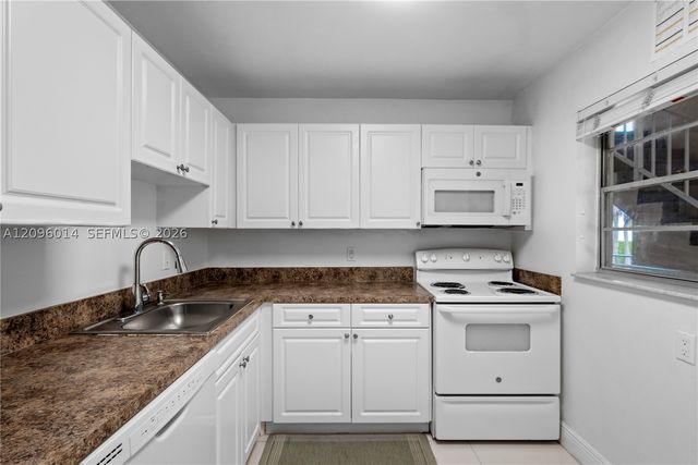 7747 SW 86th St D-210, Miami, FL 33143