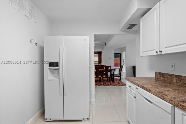 7747 SW 86th St D-210, Miami, FL 33143