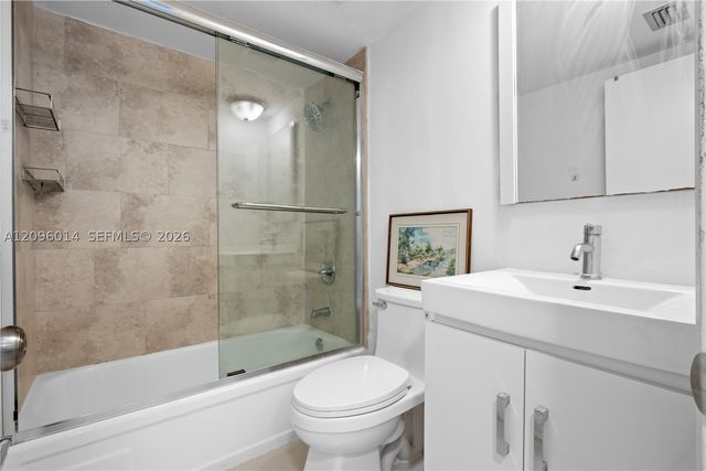7747 SW 86th St D-210, Miami, FL 33143