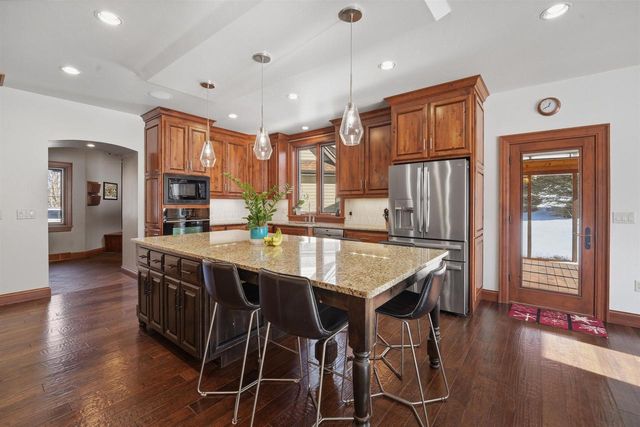 W4348 NIAGARA LANE, Fond Du Lac, WI 54937