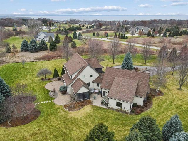 W4348 NIAGARA LANE, Fond Du Lac, WI 54937