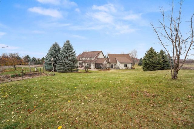 W4348 NIAGARA LANE, Fond Du Lac, WI 54937