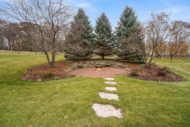 W4348 NIAGARA LANE, Fond Du Lac, WI 54937