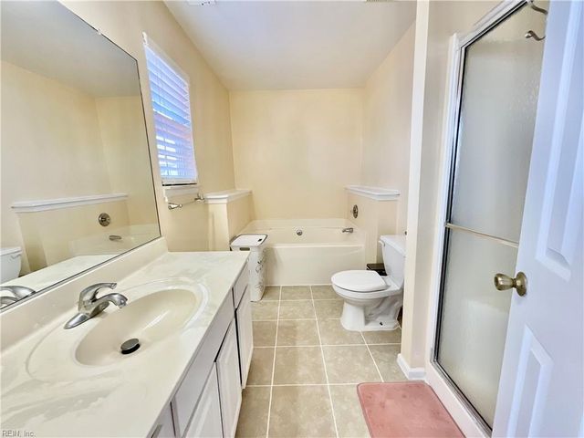 3580 Riders LN, Virginia Beach, VA 23453