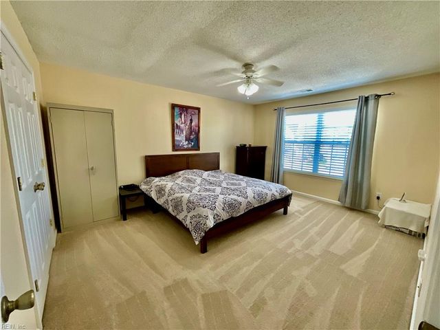 3580 Riders LN, Virginia Beach, VA 23453