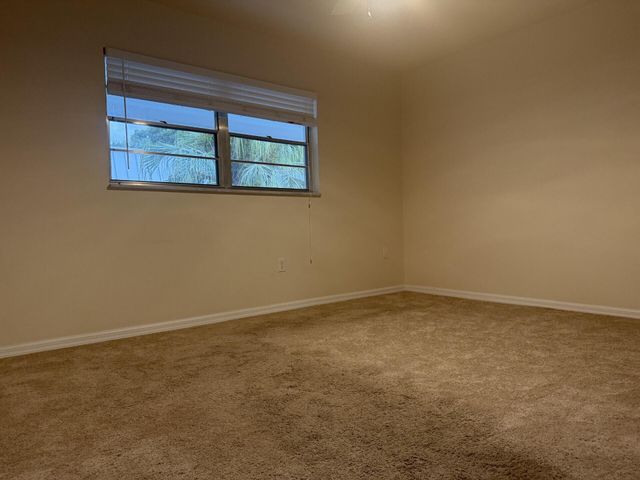 2302 Sunrise Boulevard 203, Fort Pierce, FL 34982