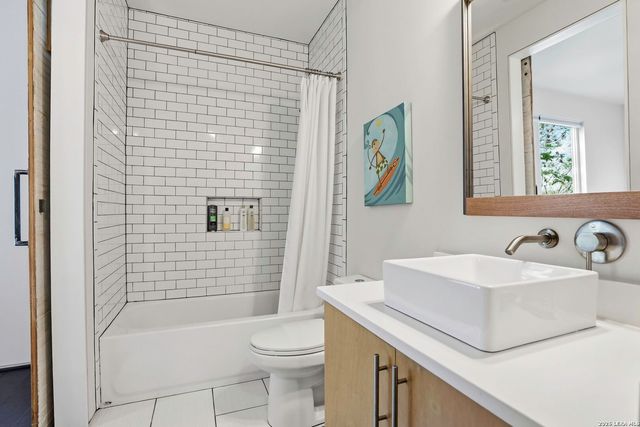 130 Clay, San Antonio, TX 78204