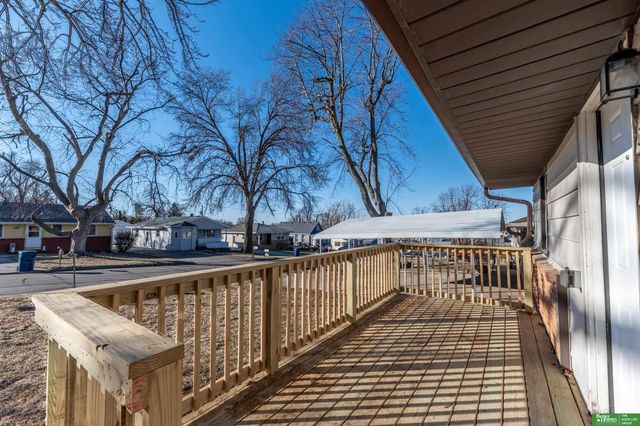 3812 Emiline Street, Bellevue, NE 68147