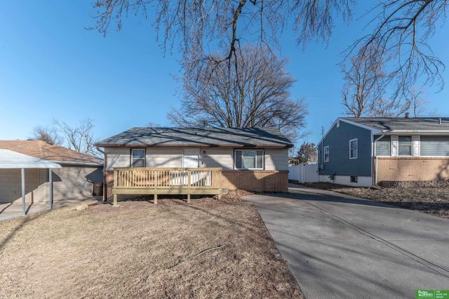3812 Emiline Street, Bellevue, NE 68147