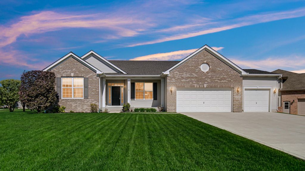10280 California Street, Crown Point, IN 46307