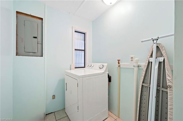 5391 Countrydale CT, Fort Myers, FL 33905