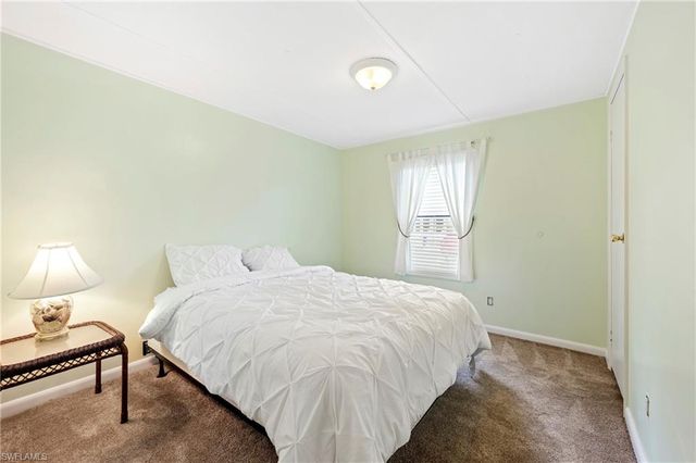 5391 Countrydale CT, Fort Myers, FL 33905