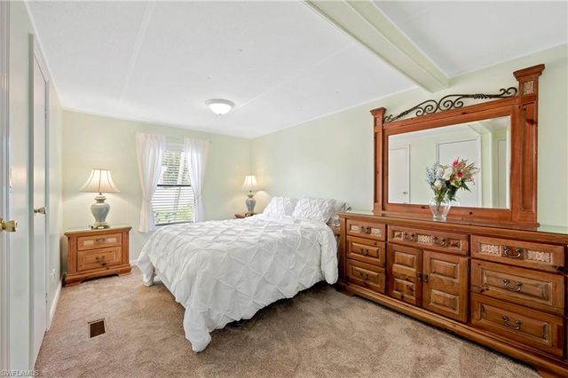 5391 Countrydale CT, Fort Myers, FL 33905