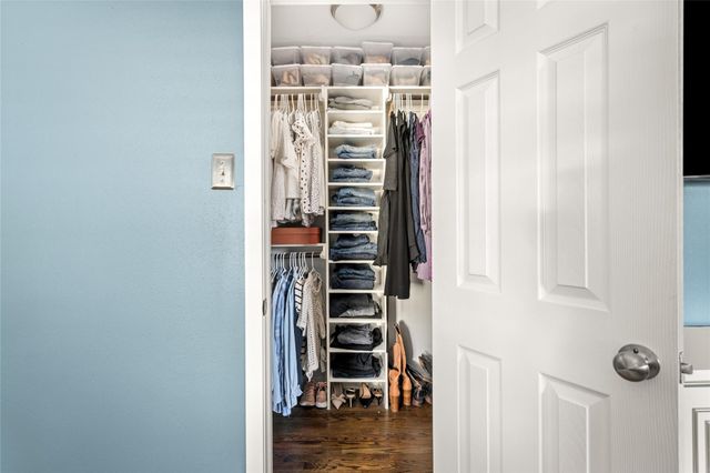 5423 Dumfries Drive, Houston, TX 77096