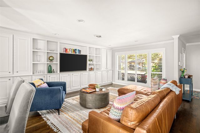 5423 Dumfries Drive, Houston, TX 77096