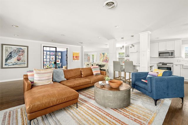 5423 Dumfries Drive, Houston, TX 77096