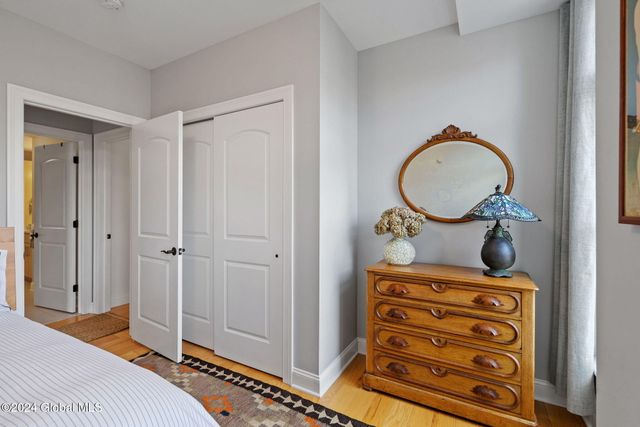 17 Chapel Street APT 402, Albany, NY 12210