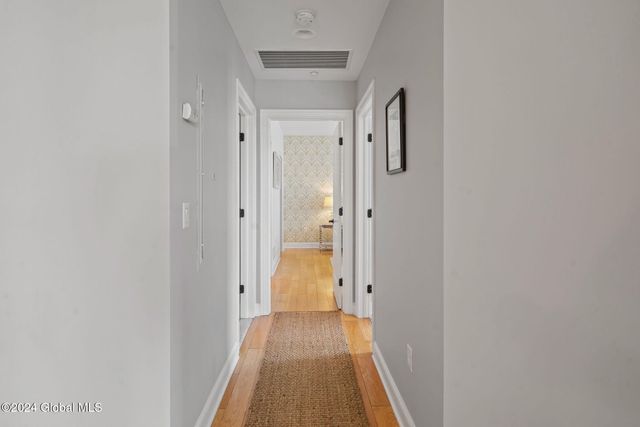17 Chapel Street APT 402, Albany, NY 12210