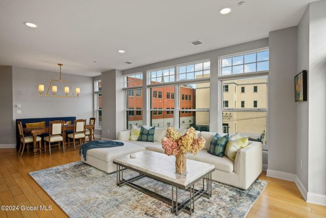 17 Chapel Street APT 402, Albany, NY 12210