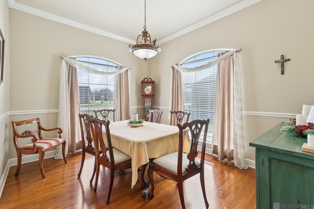 34113 Spring Lake Dr, Walker, LA 70785