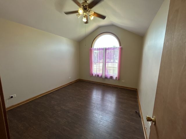 53 Sunrise Court, Steger, IL 60475