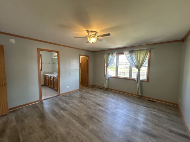 53 Sunrise Court, Steger, IL 60475