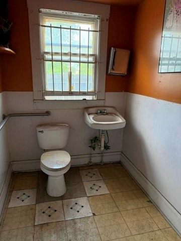 909 W Little York Road, Houston, TX 77091
