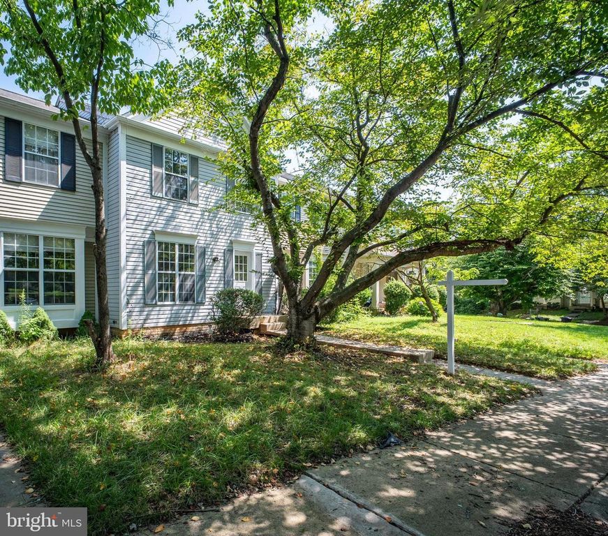 7925 CAPRICORN TER, Rockville, MD 20855